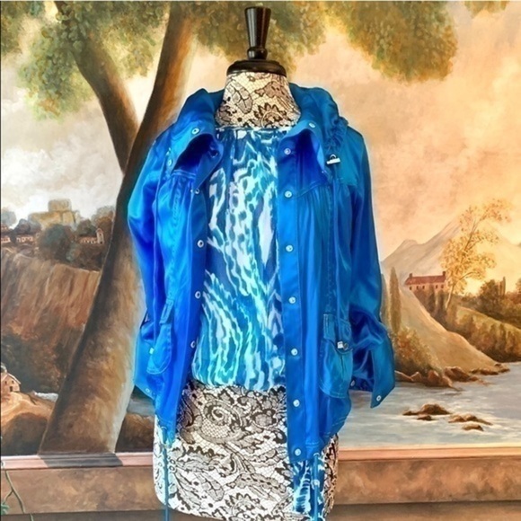 ✨💙Blue Satin Cache Bomber Jacket✨XS✨NWOT✨ - Picture 8 of 8